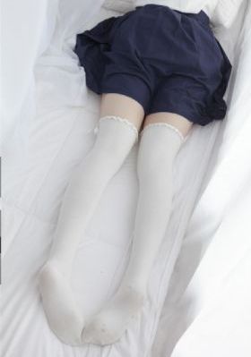 扒开黑女人的p大荫蒂